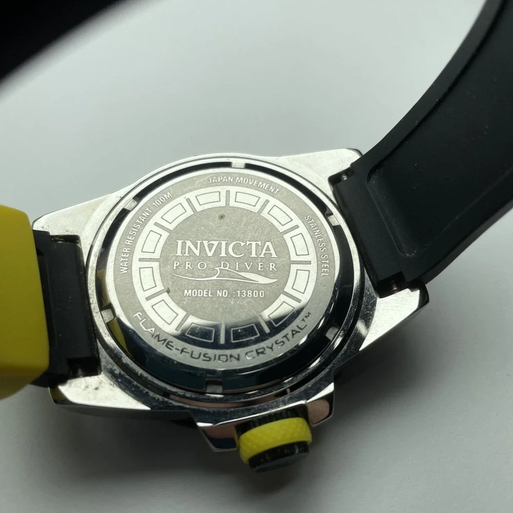 Invicta Pro Diver Water Resistant 100m Model‎ 13800